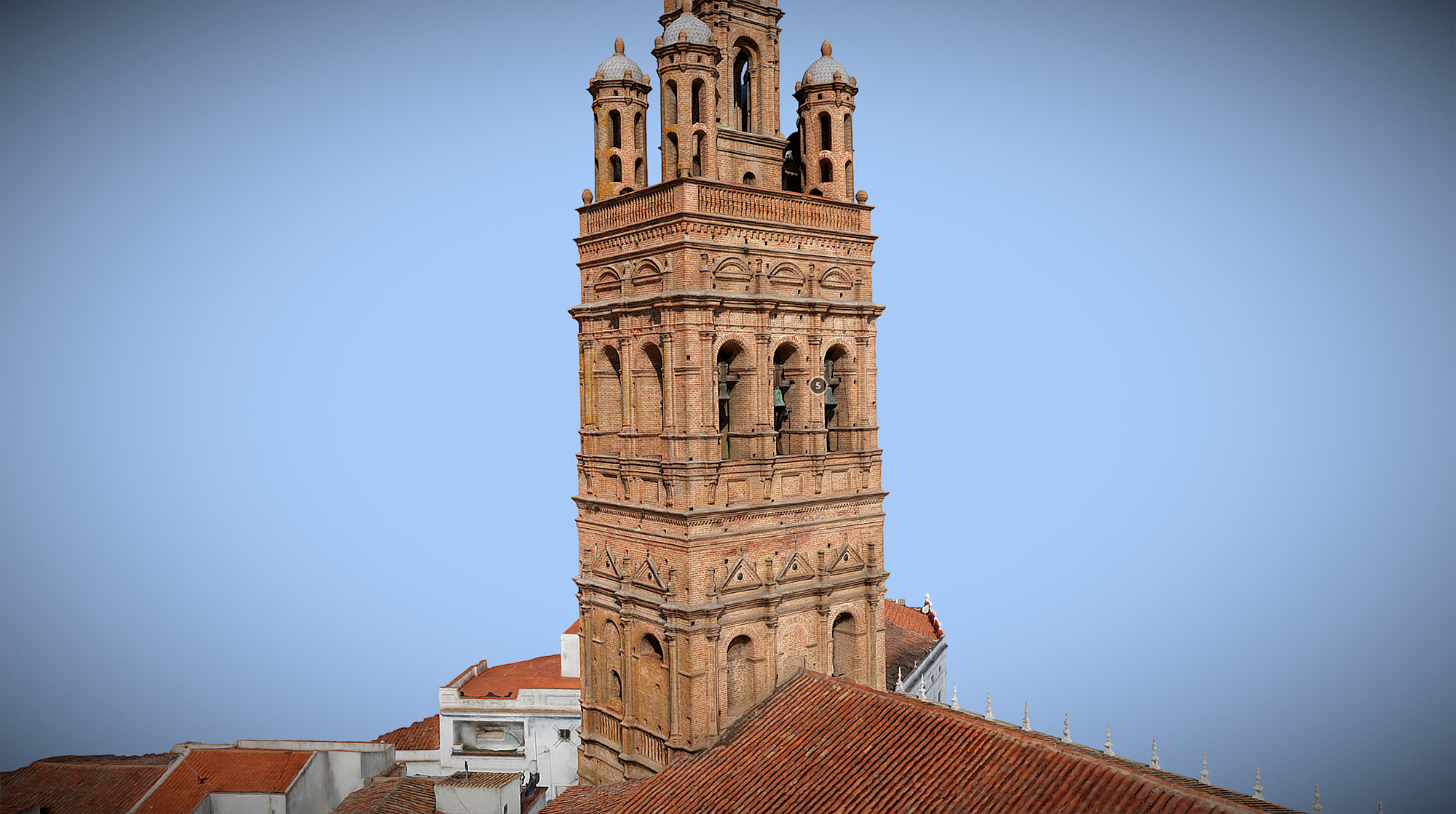 Iglesia de la Granada Llerena - MundoRed