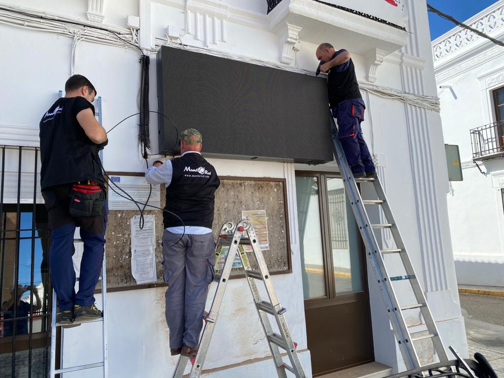 Pantalla-LED-Ahillones-MundoRed
